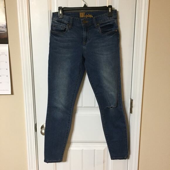 KUT FROM THE KLOTH Jeans Size 4 Dark Wash Destructed Knee Skinny Jeans - Picture 2 of 7